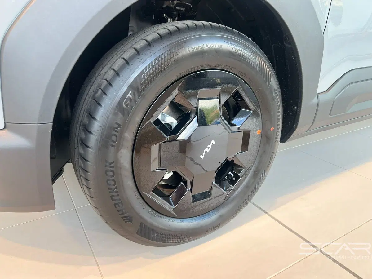 Kia EV2 nuova a Livorno (8)