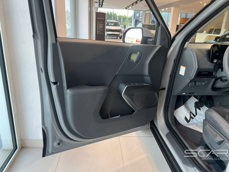 Kia EV2 nuova a Livorno (9)