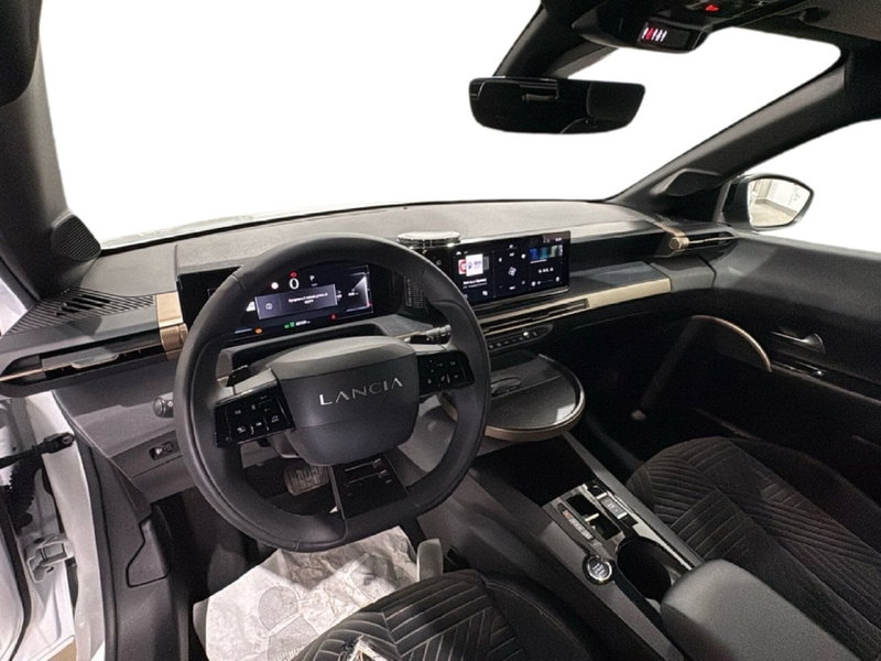 Lancia Ypsilon usata a Agrigento (18)