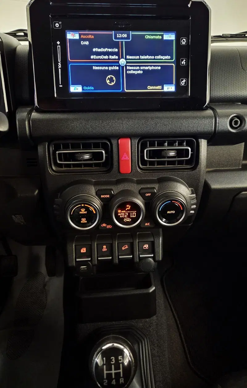 Suzuki Jimny usata a Pavia (10)