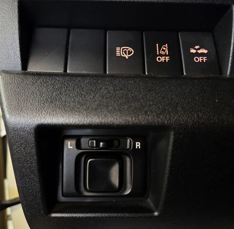 Suzuki Jimny usata a Pavia (15)