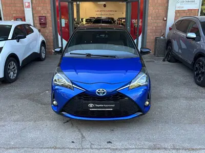 Toyota Yaris 1.5 Hybrid 5 porte Lounge Blue del 2020 usata a San Lazzaro di Savena