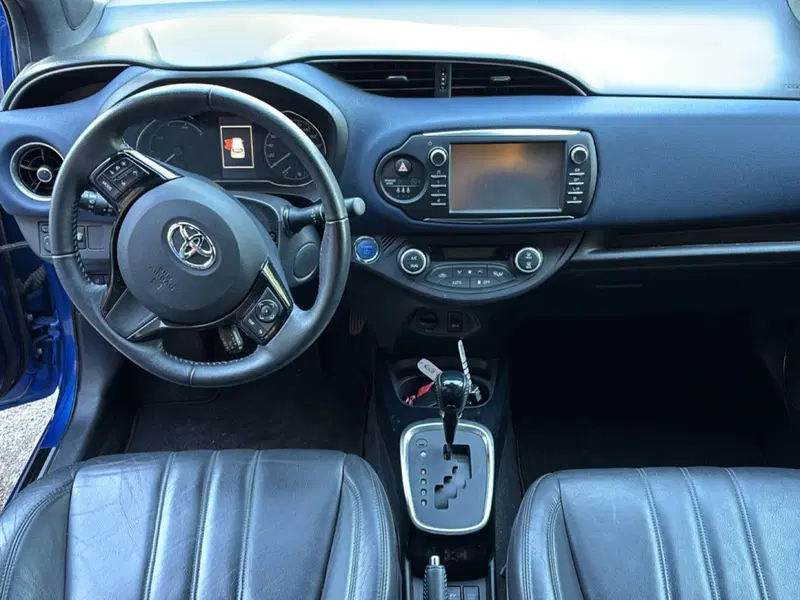 Toyota Yaris usata a Bologna (10)
