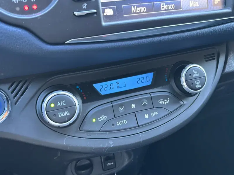 Toyota Yaris usata a Bologna (14)