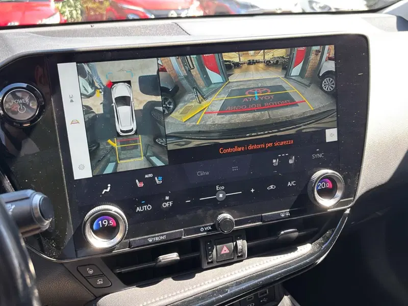 Lexus NX usata a Bologna (13)