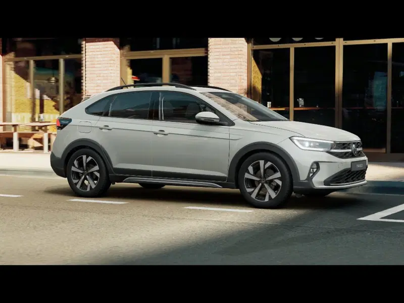 Volkswagen Taigo nuova a Livorno (3)