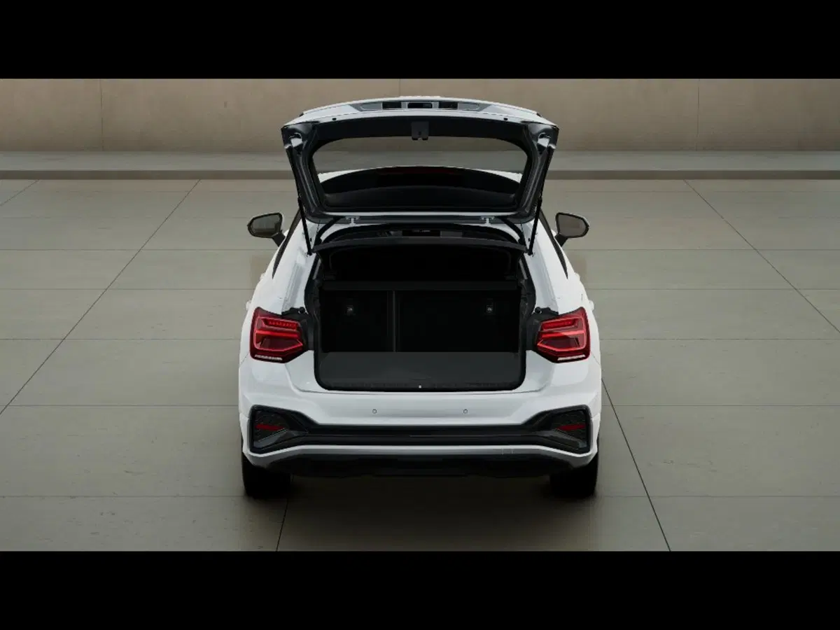 Audi Q2 nuova a Livorno (5)