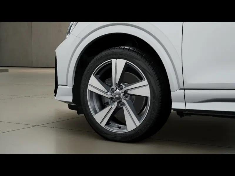 Audi Q2 nuova a Livorno (6)
