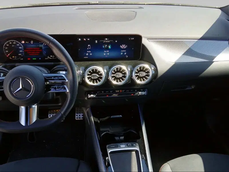 Mercedes-Benz GLA SUV usata a Siena (10)