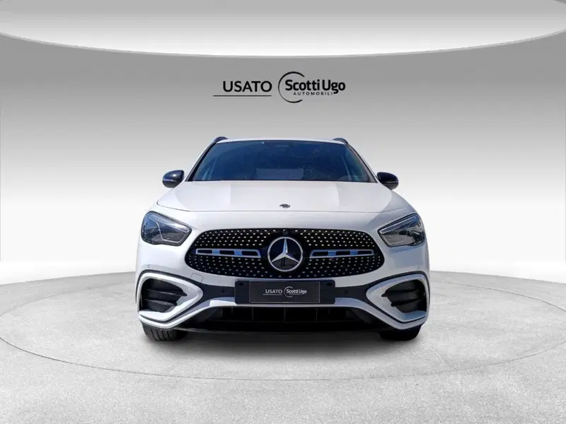 Mercedes-Benz GLA SUV usata a Siena (2)