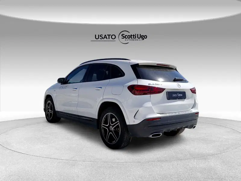 Mercedes-Benz GLA SUV usata a Siena (4)
