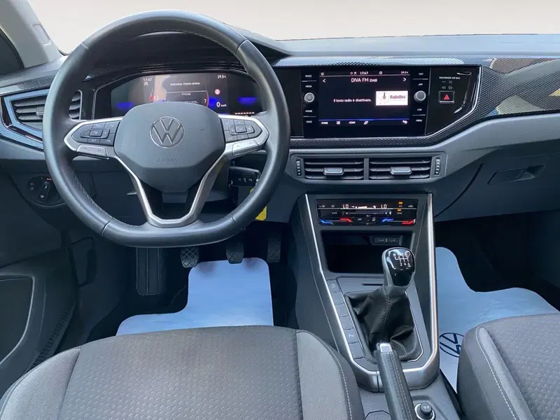 Volkswagen Taigo usata a Bologna (10)