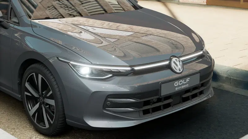 Volkswagen Golf nuova a Bologna (11)