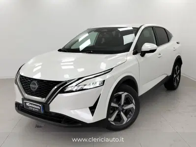 Nissan Qashqai 1.3 mhev N-Connecta 2wd 140cv del 2023 usata a Lurate Caccivio