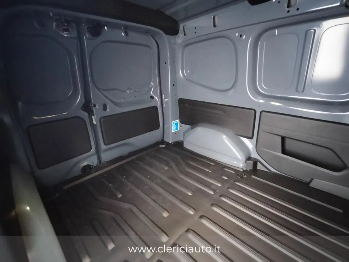 Nissan Townstar nuova a Como (5)