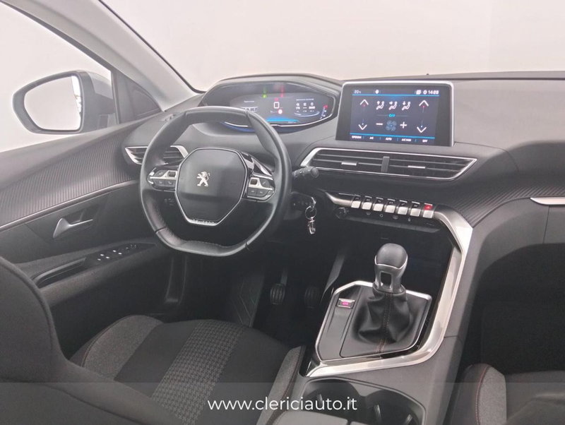 Peugeot 5008 usata a Como (10)