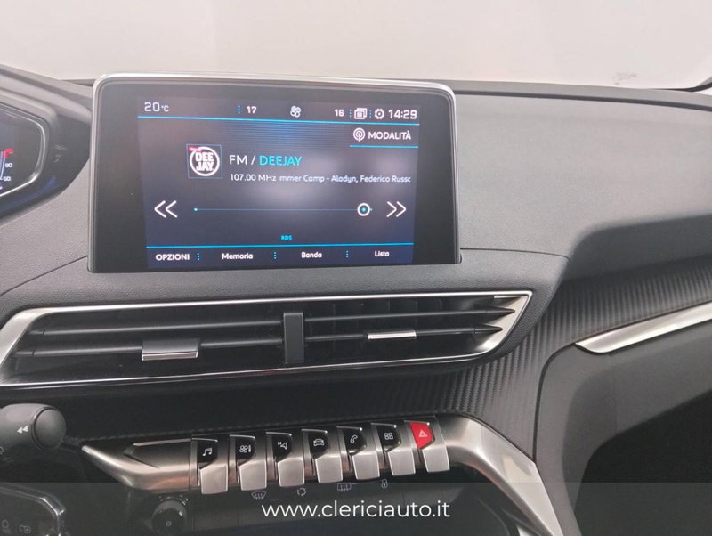 Peugeot 5008 usata a Como (16)