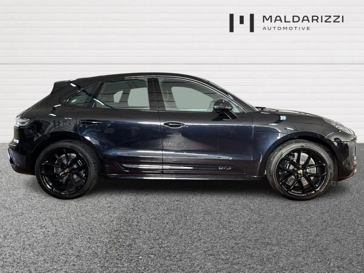 Porsche Macan usata a Bari (5)