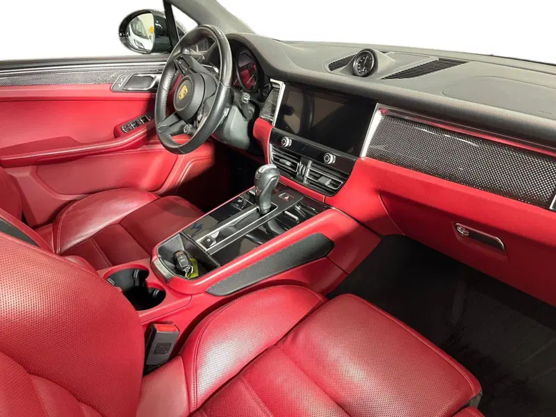 Porsche Macan usata a Bari (9)