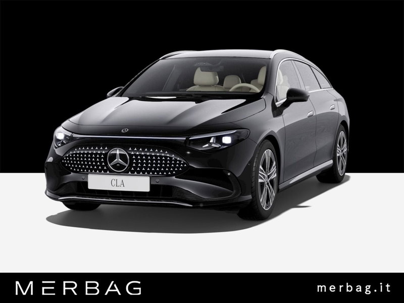 Mercedes-Benz CLA Shooting Brake nuova a Milano