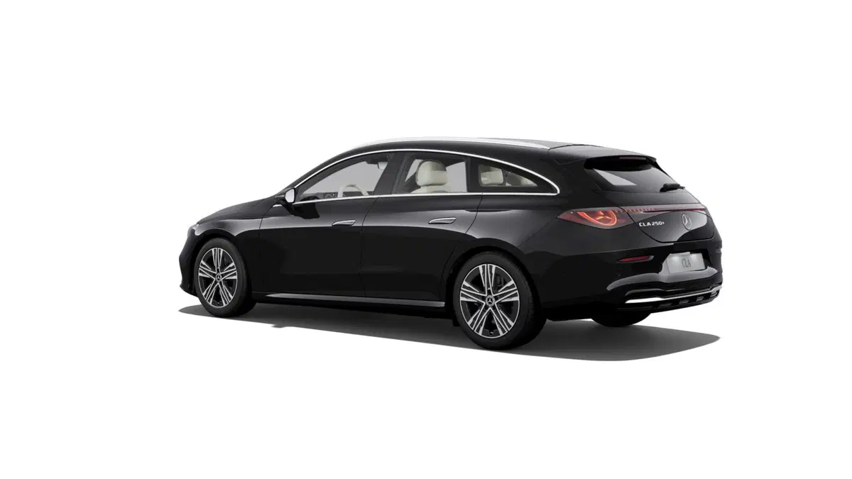 Mercedes-Benz CLA Shooting Brake nuova a Milano (4)