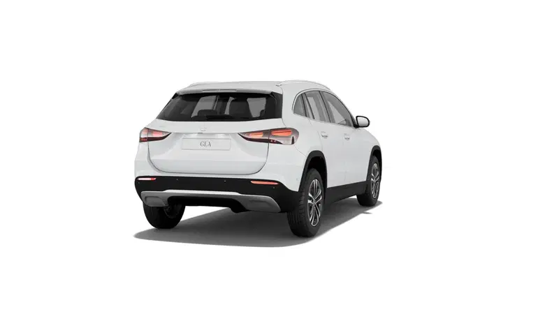 Mercedes-Benz GLA SUV nuova a Milano (4)