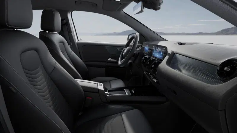 Mercedes-Benz GLA SUV nuova a Milano (7)