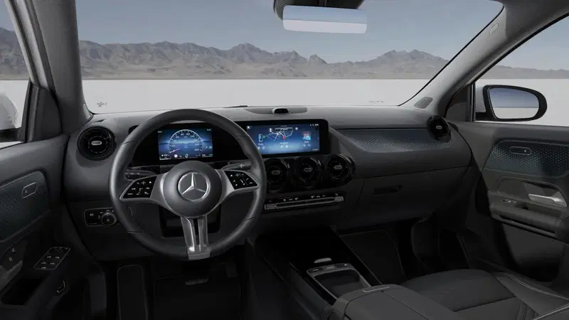 Mercedes-Benz GLA SUV nuova a Milano (8)
