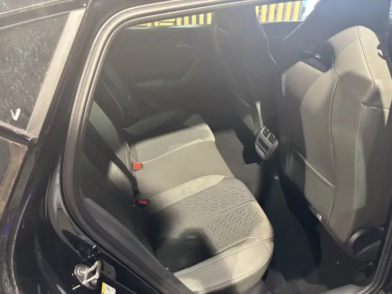 Cupra Leon nuova a Ferrara (13)