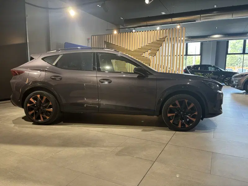 Cupra Formentor nuova a Ferrara (4)