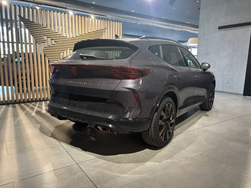 Cupra Formentor nuova a Ferrara (6)
