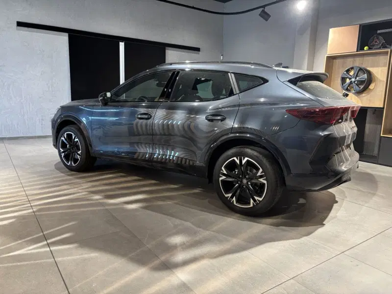 Cupra Formentor nuova a Ferrara (7)