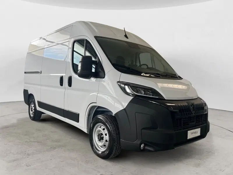 Peugeot Boxer Furgone nuova a Bari
