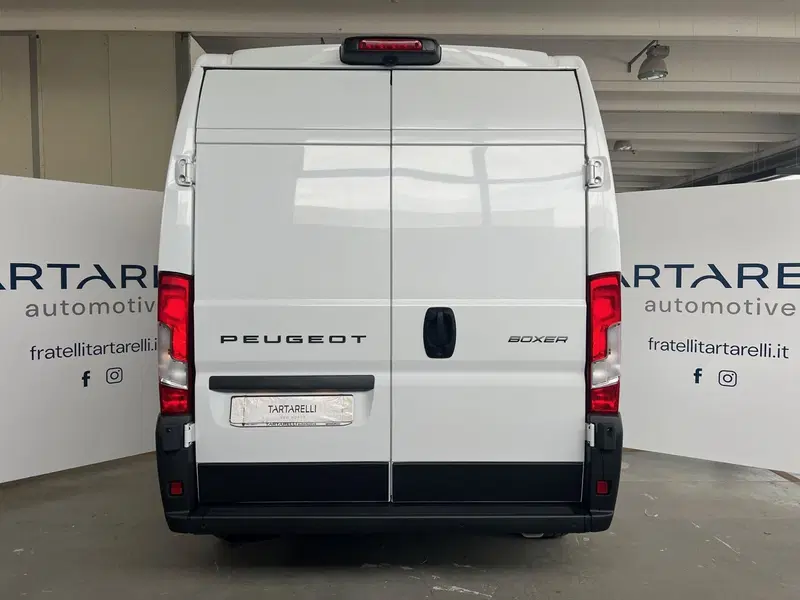 Peugeot Boxer Furgone nuova a Bari (7)
