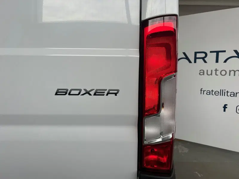 Peugeot Boxer Furgone nuova a Bari (9)
