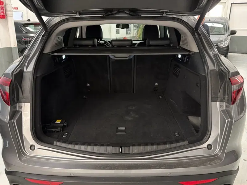 Alfa Romeo Stelvio usata a Pisa (10)