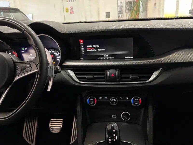 Alfa Romeo Stelvio usata a Pisa (7)