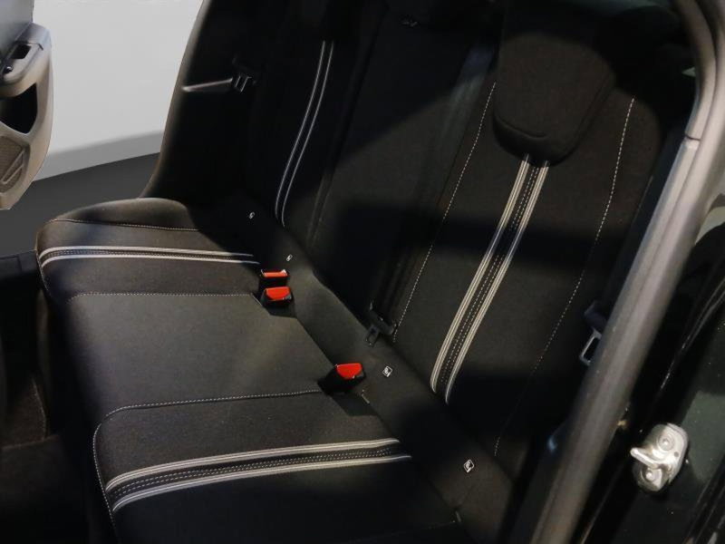 Opel Corsa usata a Genova (10)