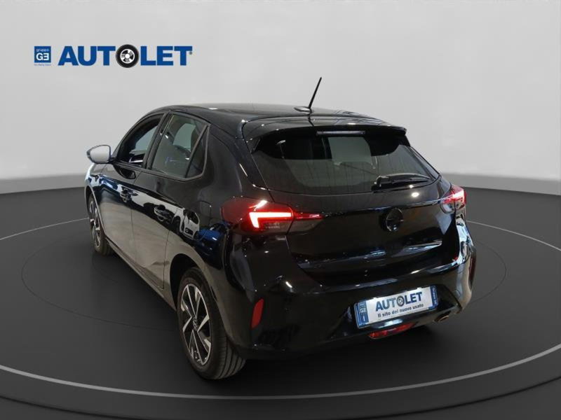 Opel Corsa usata a Genova (8)