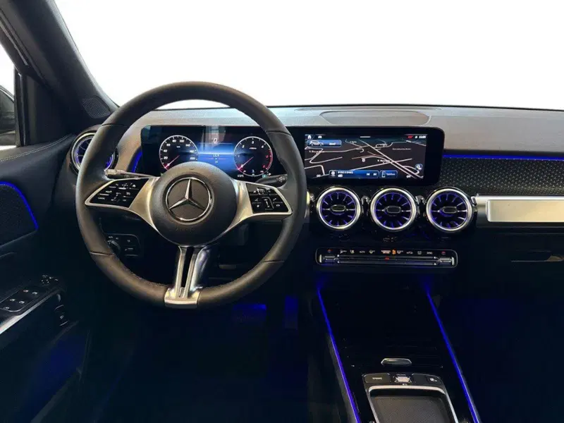 Mercedes-Benz GLB nuova a Rimini (11)
