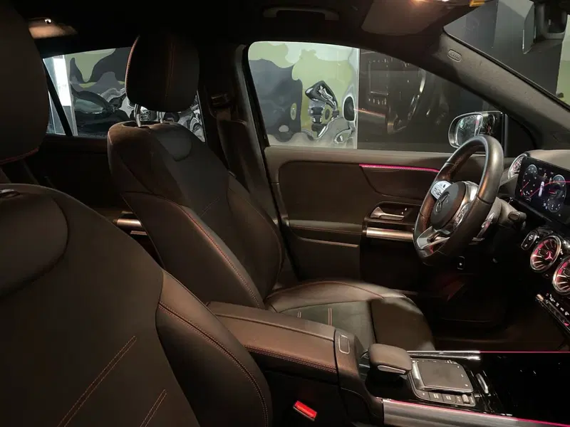 Mercedes-Benz GLA SUV usata a Ancona (14)