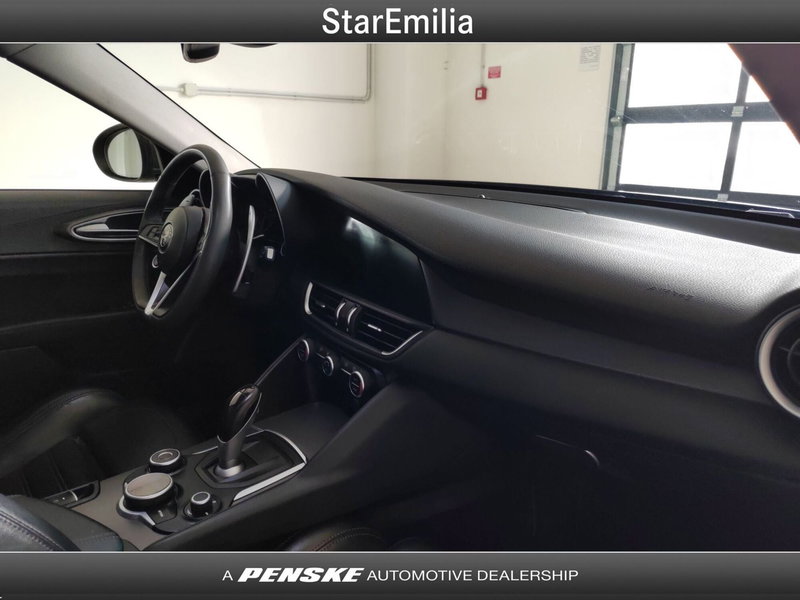 Alfa Romeo Giulia usata a Ferrara (16)