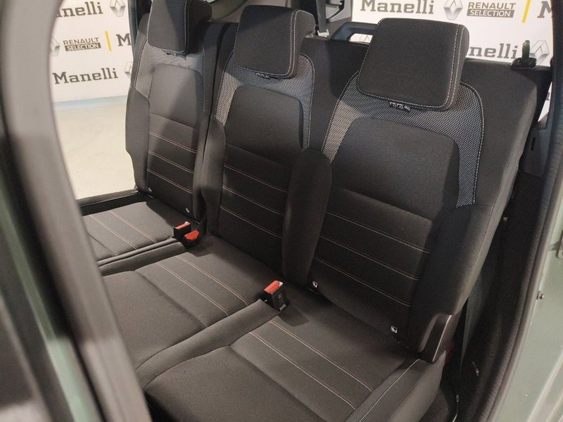 Dacia Jogger usata a Brescia (12)