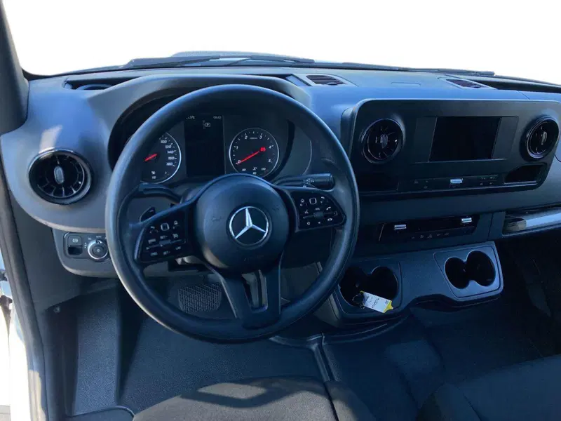 Mercedes-Benz Sprinter usata a Milano (11)