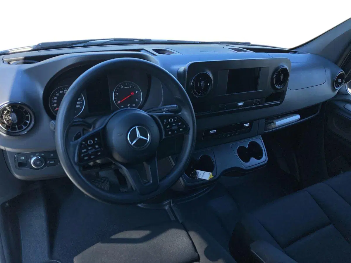 Mercedes-Benz Sprinter usata a Milano (9)