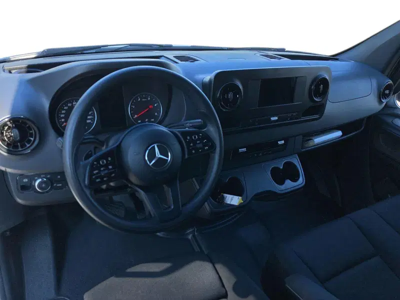 Mercedes-Benz Sprinter usata a Milano (9)