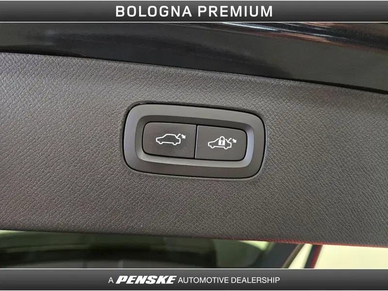 Volvo XC90 usata a Bologna (12)