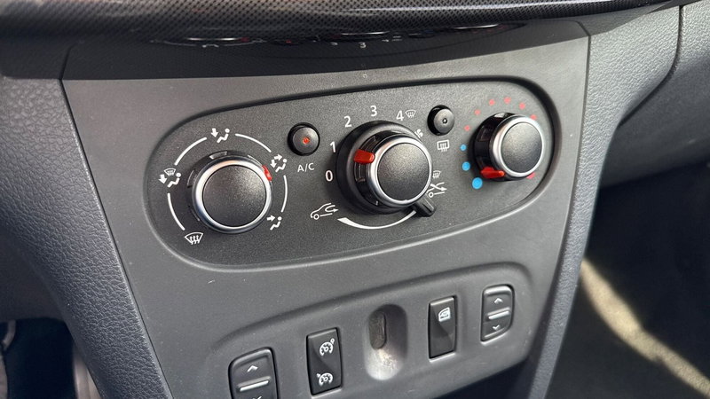 Dacia Sandero usata a Treviso (10)