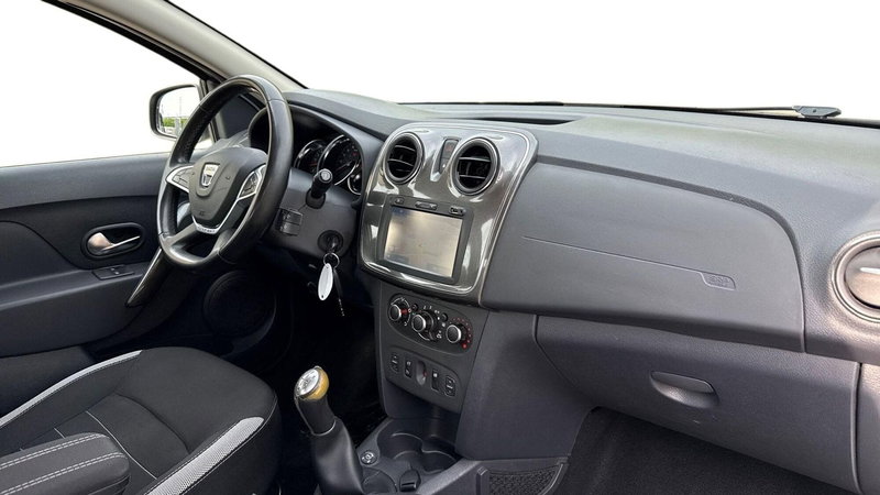 Dacia Sandero usata a Treviso (6)