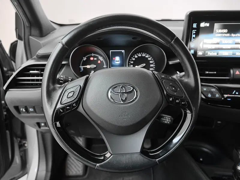Toyota Toyota C-HR usata a Prato (11)